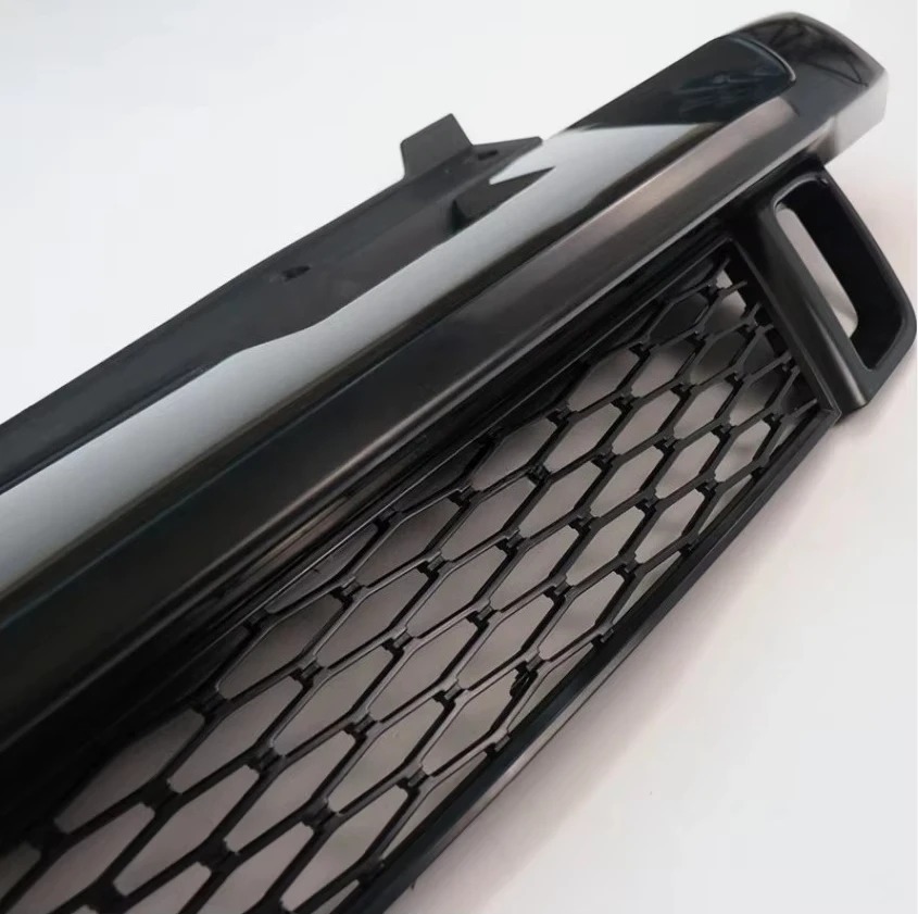 For Range Rover Sport 2014-2017 SVR version  Front Bumper Tow Hook Cover LR062303 Skid Plate Panel